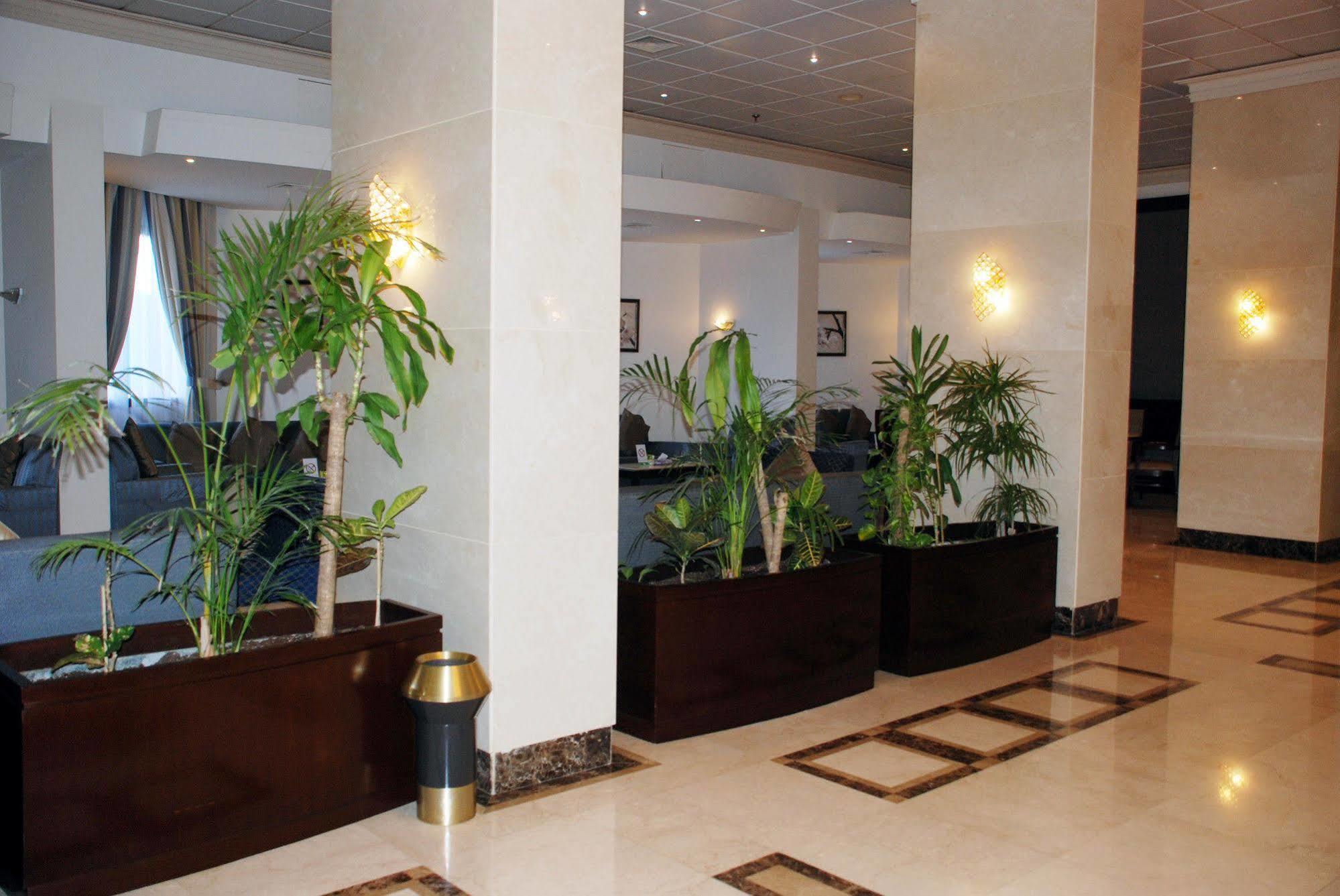 Al Rabea Hotel Najran Exteriör bild